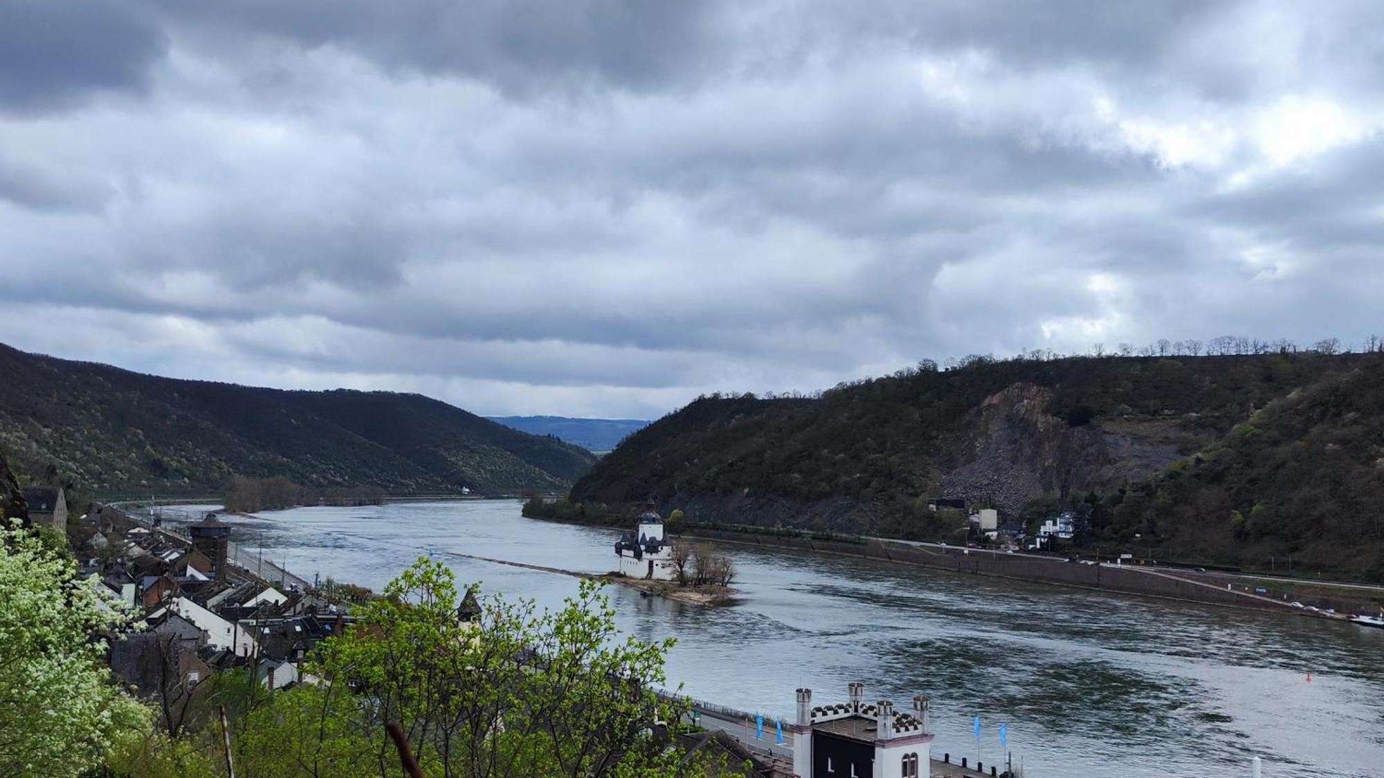Апартаменти Direkt Am Rhein Mit Burgblick Nahe Rheinsteig Bis 8 Personen, 2 Baeder, 4 Zimmer, Kueche, Netflix Кауб Екстер'єр фото